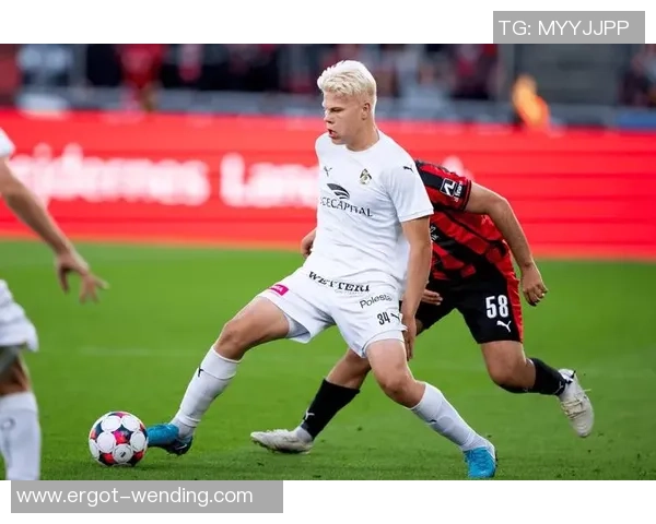 水晶宫主场迎战库普斯，凭仗主场优势和战术执行力，有望确定附加赛资历，展示强壮实力。